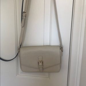 White faux leather crossbody purse